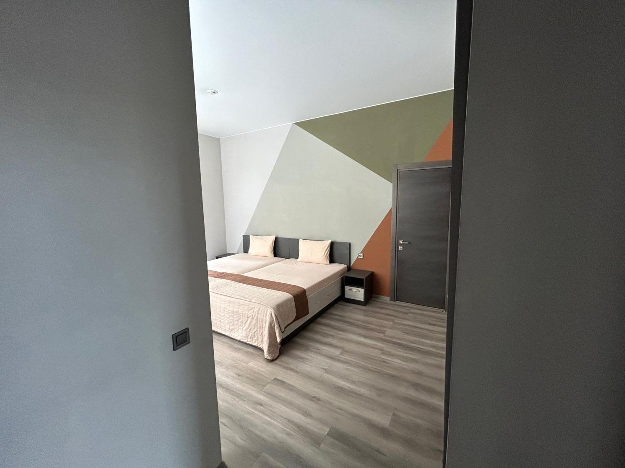 Prestige Apartments Kamjanske Eksteriør billede