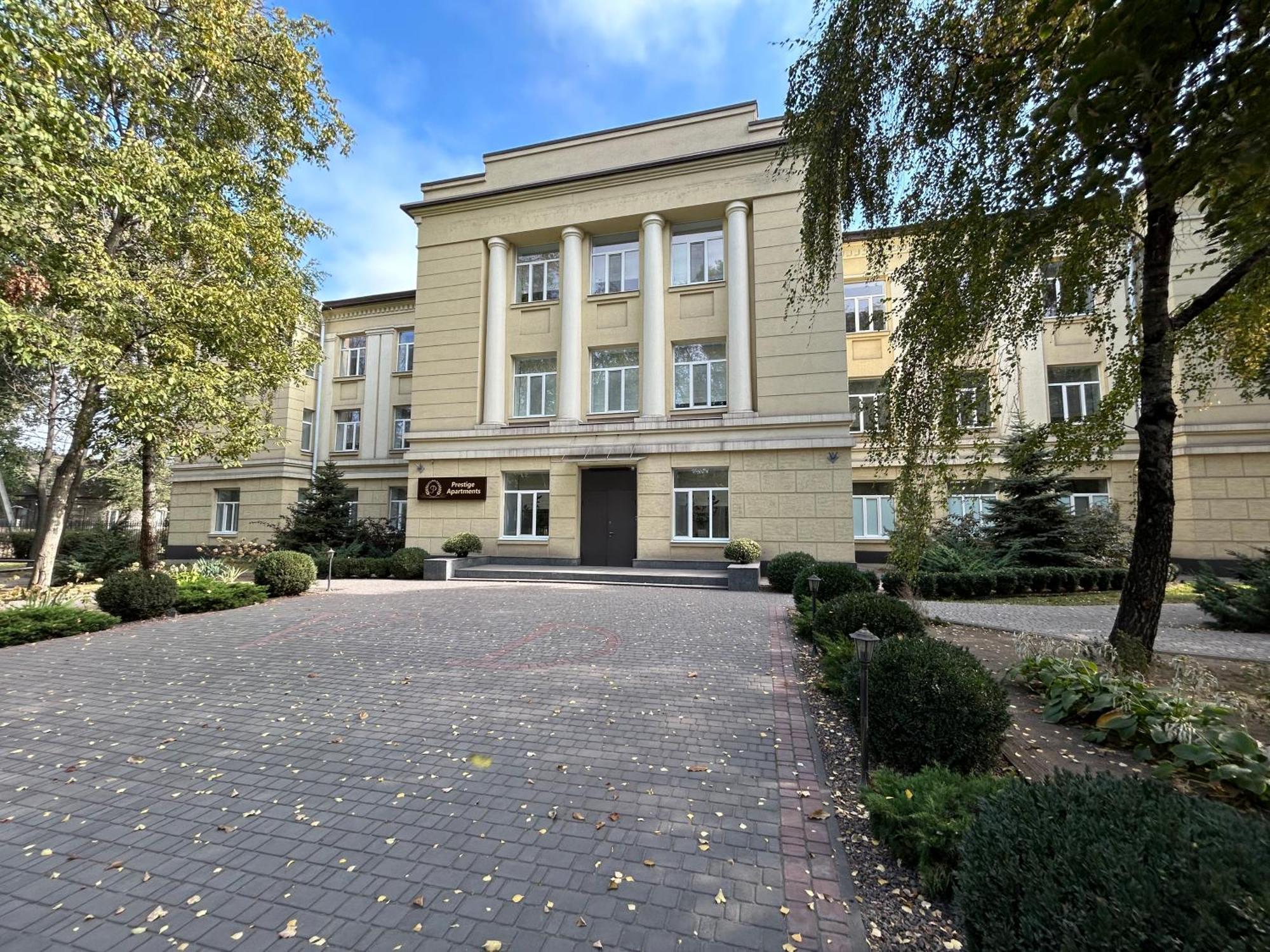 Prestige Apartments Kamjanske Eksteriør billede