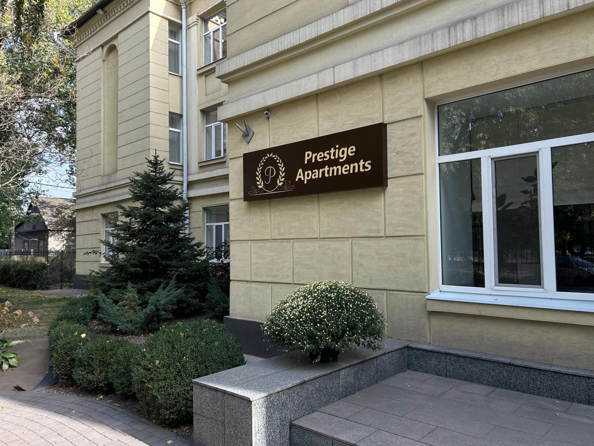 Prestige Apartments Kamjanske Eksteriør billede